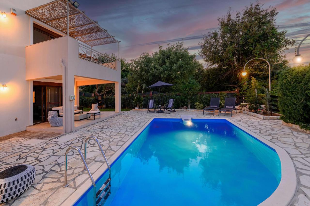 Villa Emma Йеранион Экстерьер фото